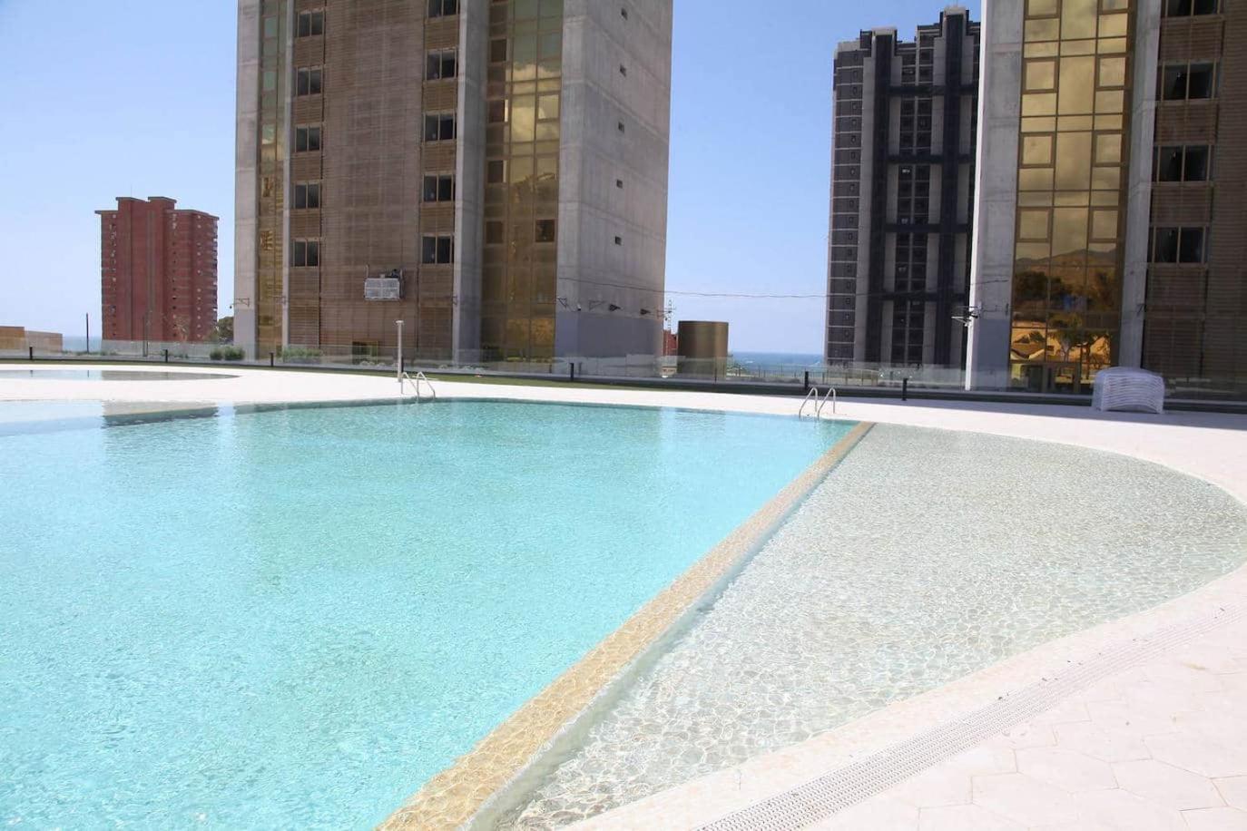 Sky Intempo Resort & Spa Benidorm Apartment Екстериор снимка